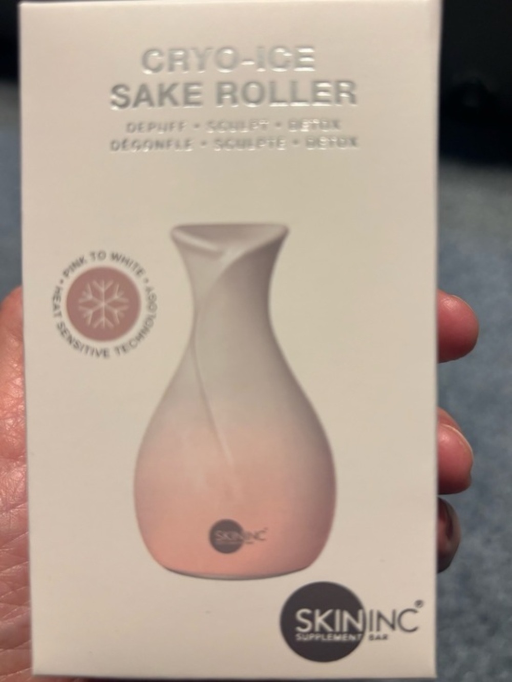 New in Box Cryo Ice Sake Roller Depuff Sculpt Detox Facial Tool